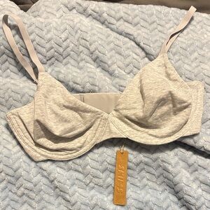 SKIMS Light Gray Wireless Bra